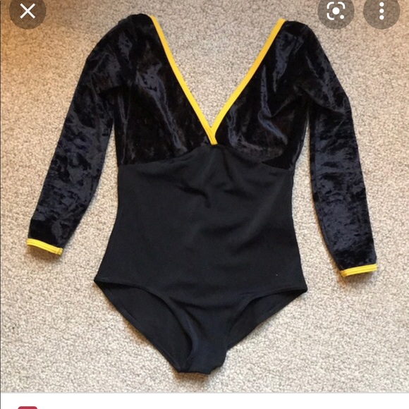 ISO black Yumiko Alicia with sleeves - Picture 2 of 3